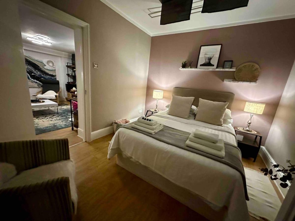 Stylish Unit, Heart Of Bayswater Londra